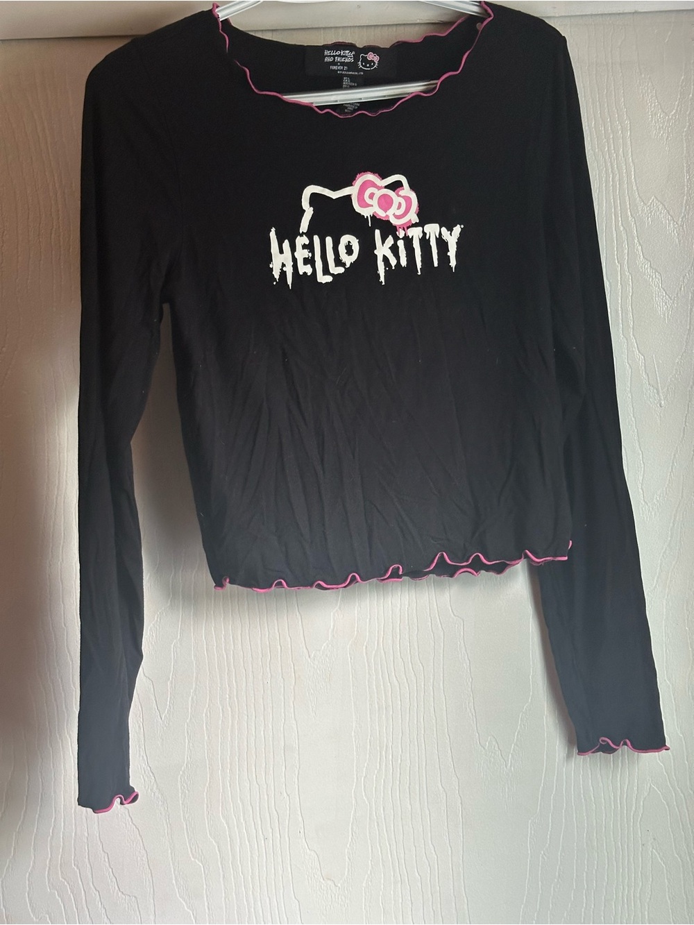 Hello Kitty Black Long-Sleeve Crop Top with Pink Trim